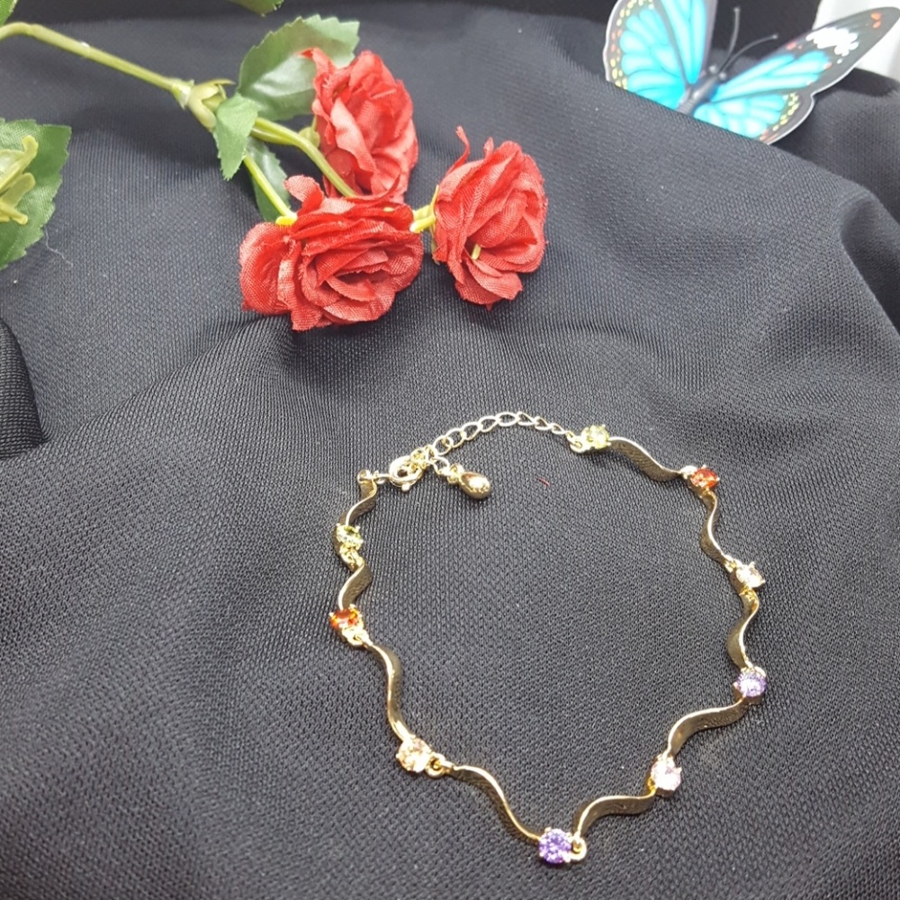 ** MUST BUNDLE💥 SALE!!💥*** NWOT anklet adjustable